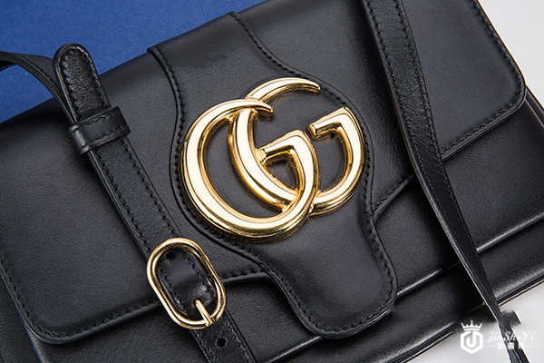 古驰链条包包 古驰链条包包