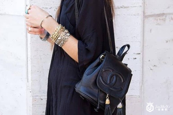 二手香奈儿双肩包回收