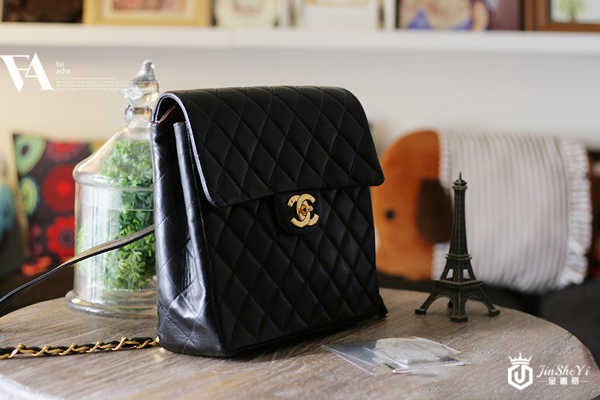 香奈儿双肩包