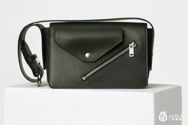 回收赛琳男士包包