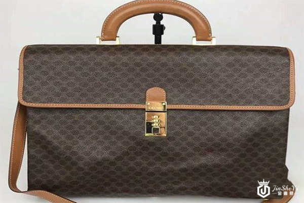 回收赛琳男士包包