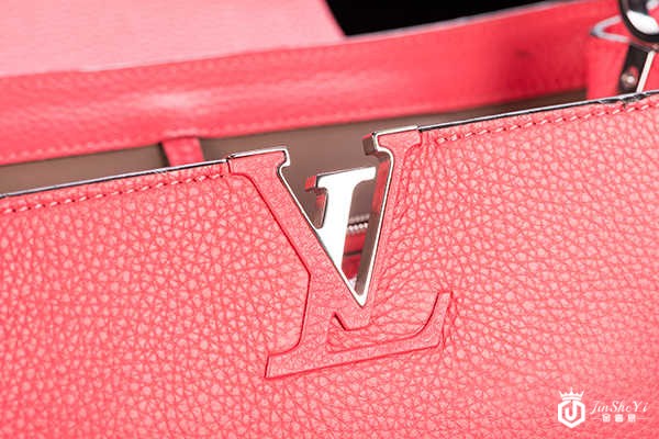 9.9成新lv包包回收几折?哪里可以回收? 9.9成新lv包包回收几折?哪里可以回收?