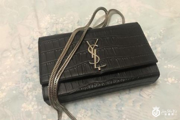 圣罗兰包包什么档次 上海包包回收