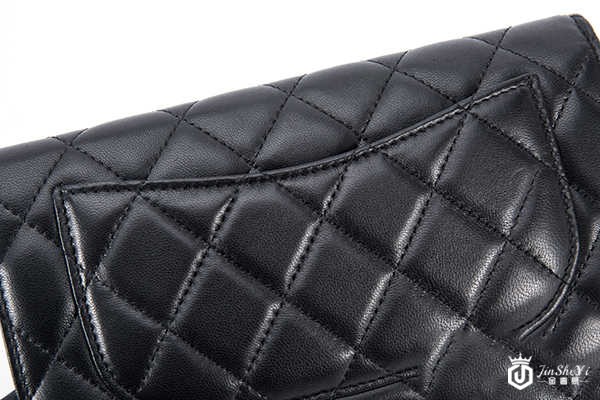 消费者为什么喜欢香奈儿，不仅仅是回收价格而已,金奢易网