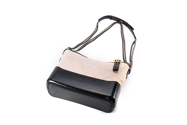 为什么香奈儿那么贵