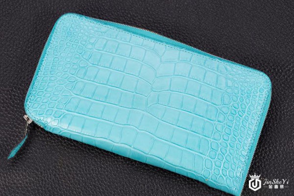 爱马仕鳄鱼皮钱包