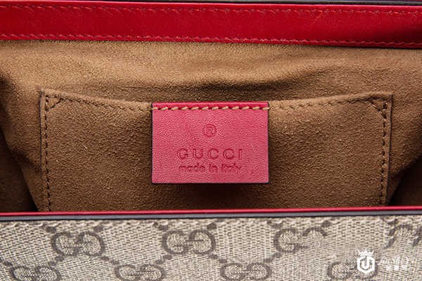 古驰Padlock系列小号GG肩背包 古驰Padlock系列小号GG肩背包