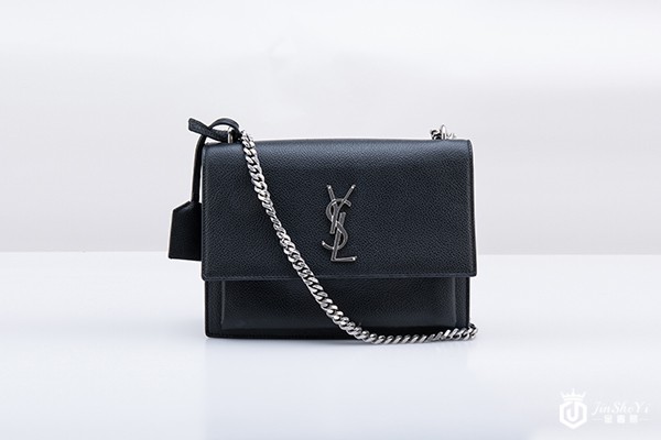 圣罗兰包包回收流程是怎么样的?方便操作吗?.jpg 圣罗兰包包回收流程是怎么样的?方便操作吗?.jpg