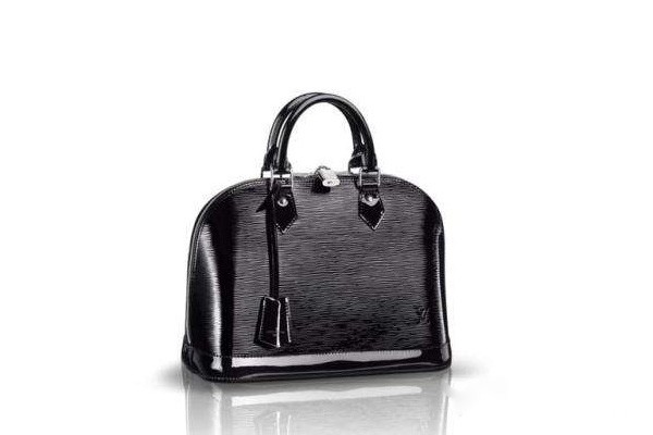 范冰冰最喜欢LV哪款包包，在回收市场中能回收吗,金奢易网