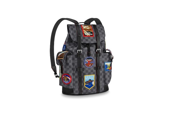 LV包包里的童年回忆,LV包包回收可找金奢易网 LV包包里的童年回忆,LV包包回收可找金奢易网