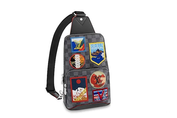 LV包包里的童年回忆,LV包包回收可找金奢易网 LV包包里的童年回忆,LV包包回收可找金奢易网