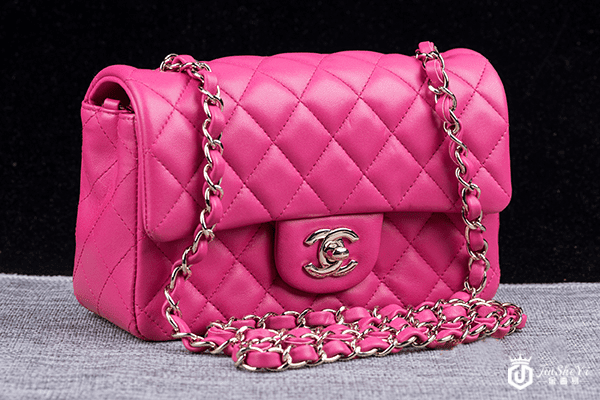 永远的香奈儿包包历史回顾，回收最划算的包包香奈儿