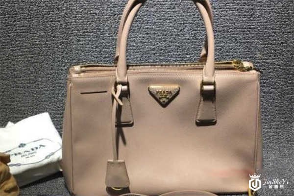 普拉达包包回收多少钱 名包回收
