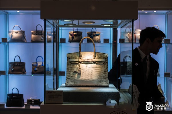 爱马仕喜马拉雅铂金包回收行情