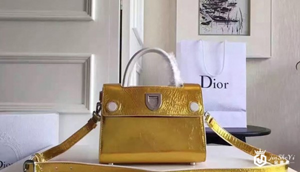 迪奥包包回收