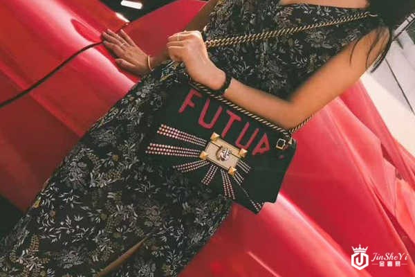 镶钻虎头扣古驰口盖包回收