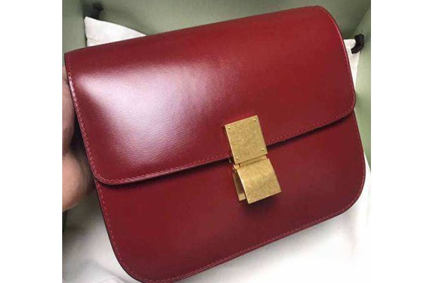 时尚的赛琳豆腐包，在名包回收店能买到吗？金奢易网