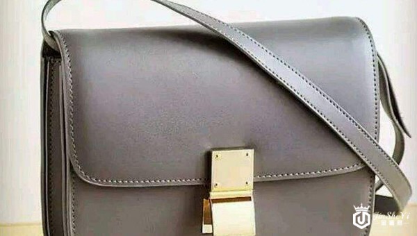 时尚的赛琳豆腐包，在名包回收店能买到吗？金奢易网