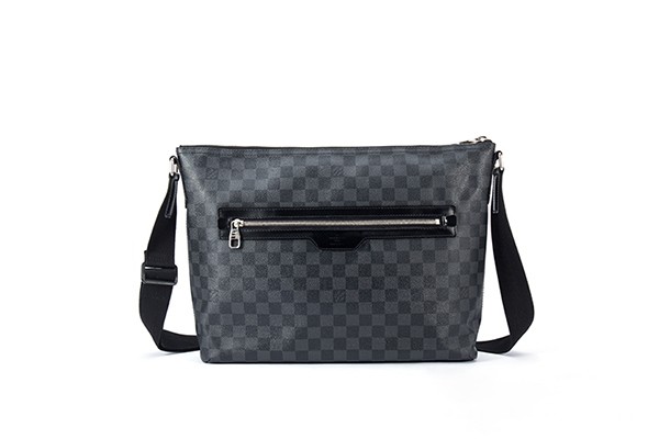 LV男士单肩包多少钱？在回收机构多少钱买到,金奢易网,Mick N41106