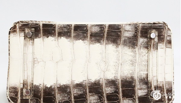 爱马仕Birkin鳄鱼纹包包底部图 爱马仕Birkin鳄鱼纹包包底部图