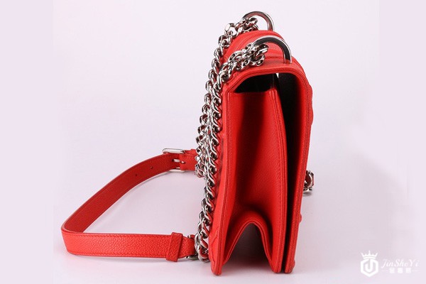 迪奥橘红色盾牌单肩链条包侧面图