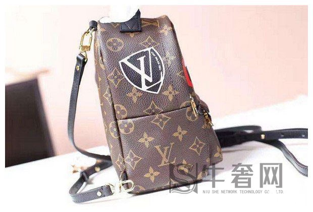 怎么鉴定自己的LV迷你双肩包真假？