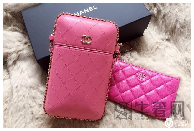 香奈儿二手手机包回收的价格是多少？