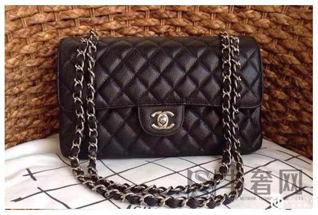 香奈儿蟒蛇皮钱包回收的价格是多少？