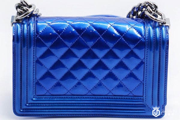 香奈儿leboy漆皮电光蓝包包背面实拍