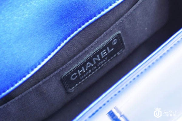 香奈儿leboy漆皮电光蓝包包细节实拍