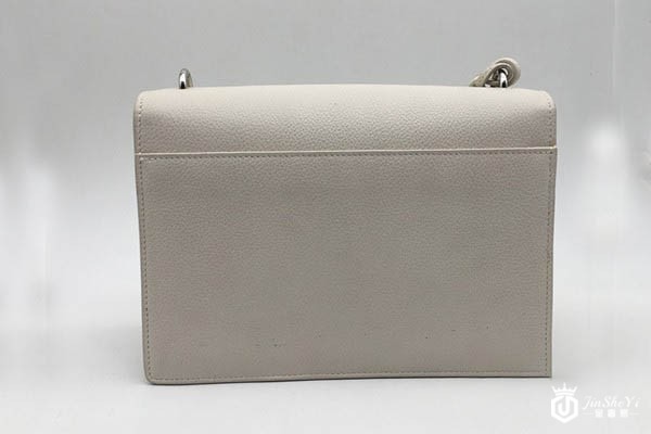 圣罗兰白色荔枝纹翻盖邮差包背面展示图