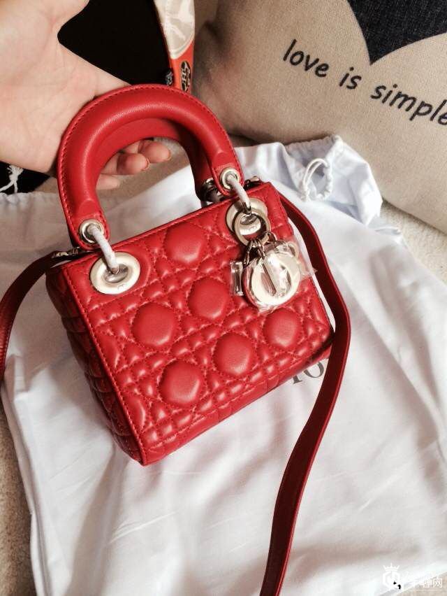 二手迪奥包包包回收