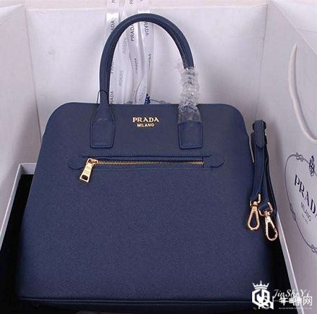 普拉达包包回收