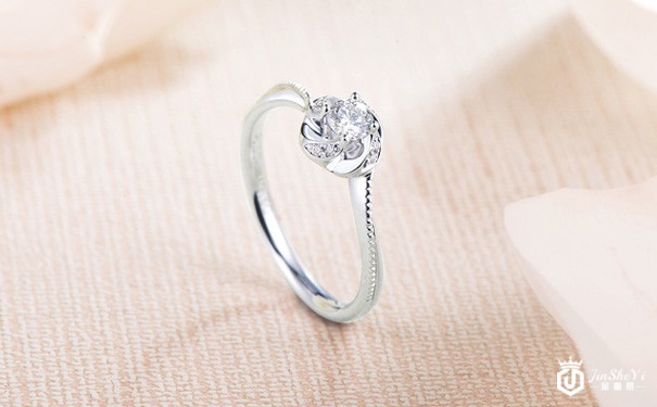 白金钻石戒指在哪回收