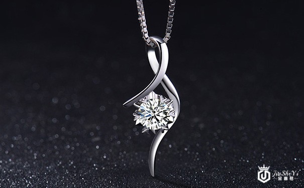 钻石项链多少钱一条