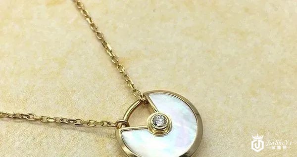 卡地亚白贝母项链回收价钱