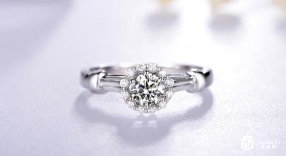 钻戒回收值多少钱