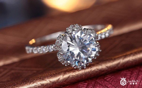 4万块的钻石回收多少钱