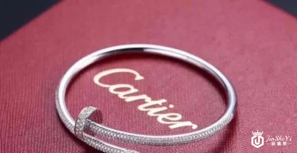 卡地亚手镯回收