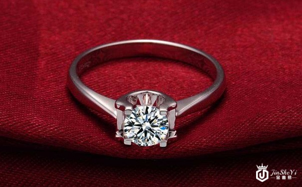 伯爵戒指回收价格多少