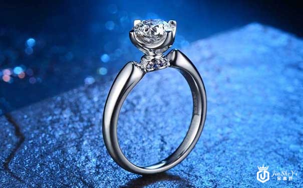 六福钻石高价回收