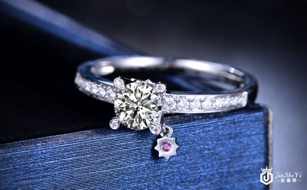 钻戒可以回收多少钱