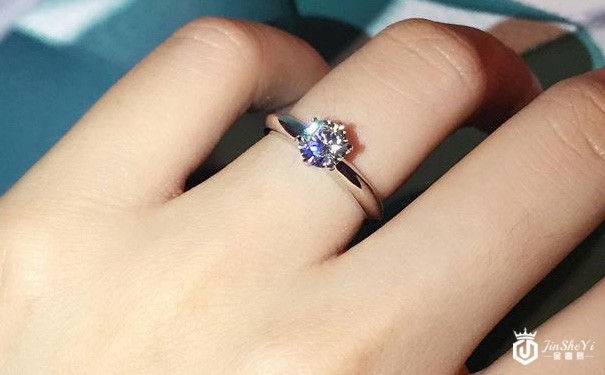 钻戒回收多少钱