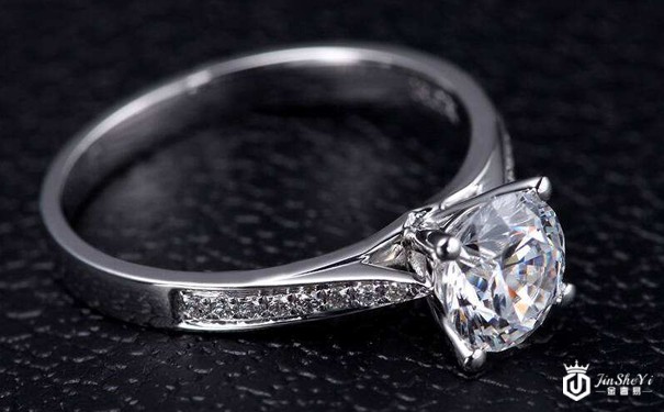 钻戒回收大概多少钱