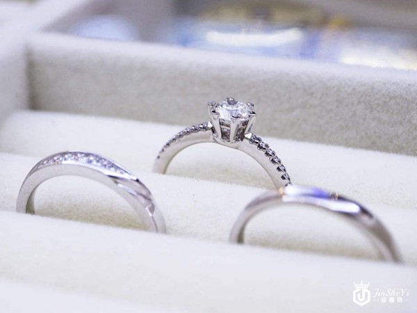 钻石戒指回收会多少钱