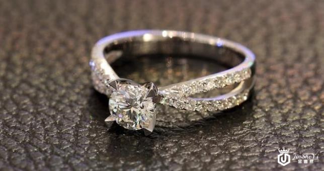 原价2万的钻戒回收