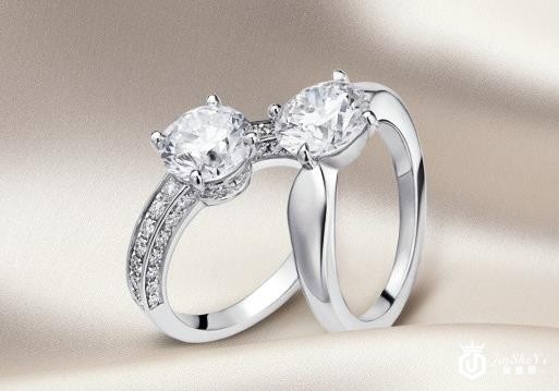 二手钻石耳环回收