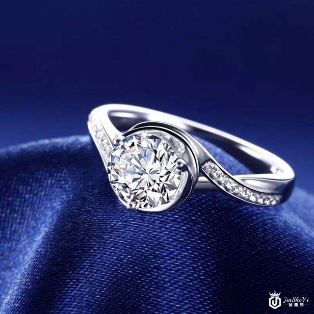 蒂芙尼钻戒拿去回收