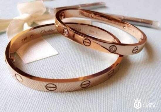 卡地亚钻石手镯回收价格