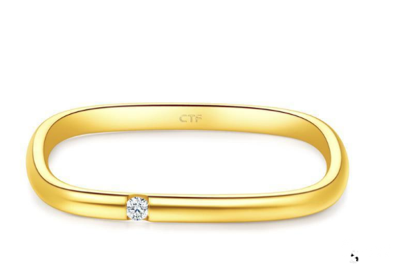 周大福时尚22K金钻石方戒戒指回收去哪